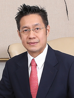 Kurniawan Yuwono, Direktur
